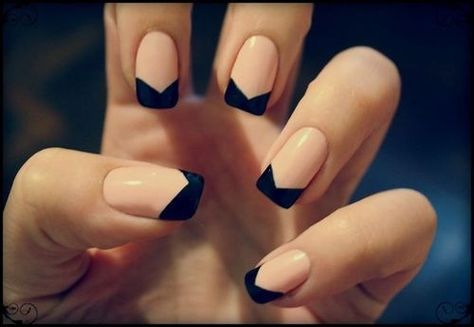 Nude Triangle Nails Unghie Nail Art, French Tip Nail Designs, Easy Nails, Nail Swag, Simple Nail Designs, Nailed It, Manicure Y Pedicure, French Tip Nails, Nail Arts