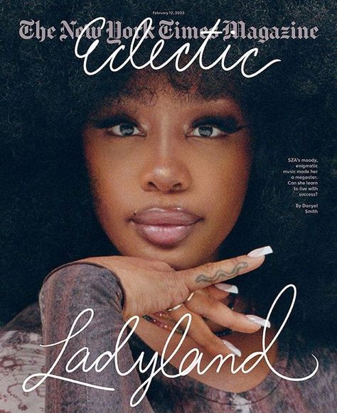 Girly Wall Art Bedrooms, Nicki Minaj Rap, Sza Poster, Magazine Front Cover, Rap Album Covers, Black Magazine, Hip Hop Poster, Rap Albums, Girls Magazine