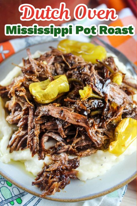 Roast In Dutch Oven, Dutch Oven Pot Roast, Dutch Oven Beef, Mississippi Roast Recipe, Oven Pot Roast, Dutch Oven Chicken, Chuck Roast Recipes, Slow Cooker Roast Beef, Mississippi Roast