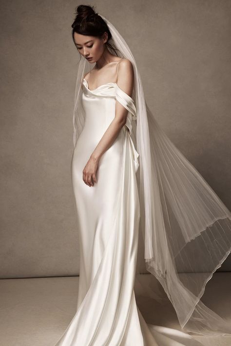 Danielle Frankel, Pleated Tulle, Trumpet Gown, Satin Tulle, White Wedding Dress, Lace Veils, Dream Wedding Ideas Dresses, Ellie Goulding, Monique Lhuillier