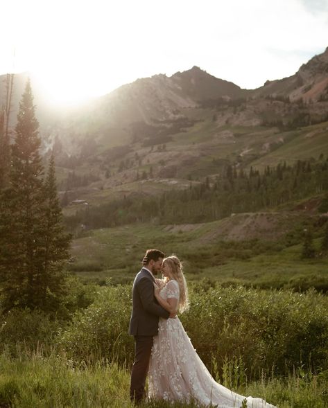 here’s your sign to elope in the mountains and bring me along ✨🦋 Smoky Mountains Elopement, Wedding Pictures Mountains, Elopement In The Mountains, Bridal Styled Shoot, Engagement Pictures Poses, Wedding Vision, Tennessee Wedding, Pictures Poses, Mountain Elopement