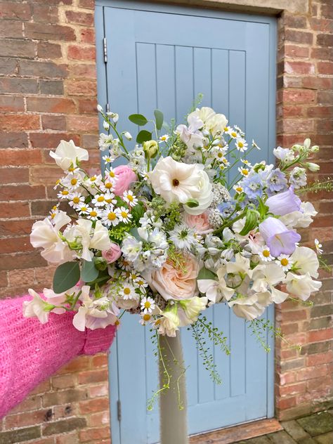 Loose Bridal Bouquet, Wild Flower Bridal Bouquet, Wedding England, Cornflower Blue Wedding, Pastel Bridal Bouquet, Spring Bridal Bouquet, Lavender Bridal Bouquet, Blue Spring Flowers, Cambridge Wedding