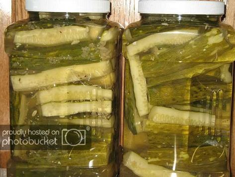 Clausen Pickle Recipe, Claussen Pickles, Kosher Pickles, Canning Salt, Dill Pickle Recipe, Pickle Recipes, Food Preserving, Canning Pickles, Fermented Pickles