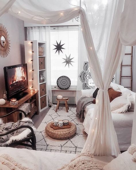 p i n t e r e s t : @oliviaagrayee ☆ Bohemian Bedrooms, Bohemian Living Room Decor, Deco Studio, Small Bedrooms, Dekorasi Kamar Tidur, Bohemian Bedroom Decor, Teen Bedroom Decor, Bohemian Living Room, Room Decorations