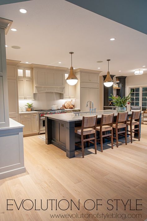 The Best White Oak Floors - Evolution of Style Kitchen Remodel Oak Floors, Home Bunch Kitchen, Kitchen White Oak Floors, Kitchen Design Ideas 2024, Oak Floor Kitchen, White Oak Hardwood Floors, Kitchen Renovations, White Oak Floors, Oak Flooring