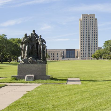 With its long and rich history, unique art, and delightful culinary scene, you could spend days exploring Bismarck, North Dakota's capital city. North Dakota Travel, Bismarck North Dakota, 100 Things To Do, Missouri River, Capitol Building, River Boat, Rooftop Bar, Camping Life, North Dakota