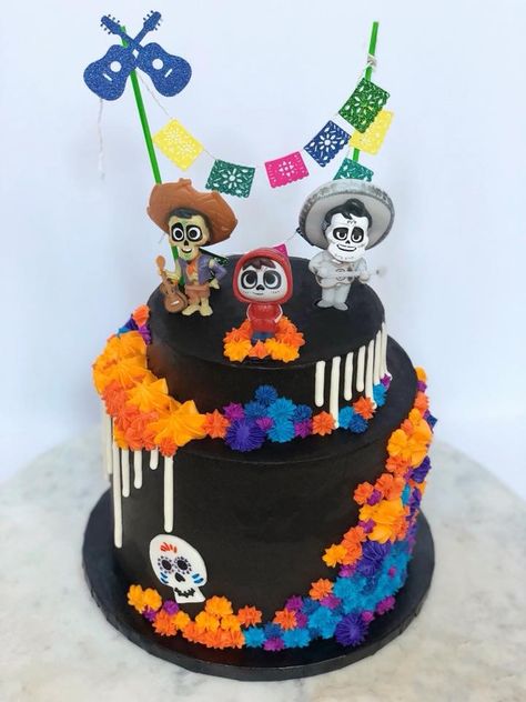 Coco themed cake Coco Theme Dessert Table, Coco Bday Party Ideas, Coco Smash Cake, Coco Themed First Birthday Party, Coco Birthday Invitations, Coco Second Birthday Party, Disney Coco Birthday Cake, Coco Movie Birthday Party, Coco Disney Cake