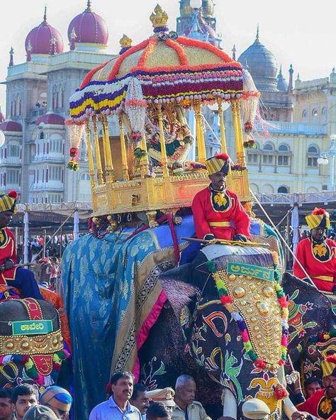 Mysore Dasara Ambari Elephant, Dasara Photo, Mysore Dasara Images, Dasara Photos, Dasara Images, Mysore Dasara, Delhi Durbar, Watercolor Pattern Background, Hindu Statues Goddesses