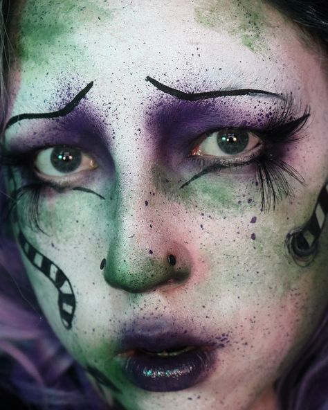 Beetlejuice beetlejuice beeeeeeeeeee- • • #beetlejuice #beetlejuicebeetlejuicebeetlejuice #beetlejuicemakeup #creepymakeup Beetlejuice Face Paint, Beetlejuice Makeup, Beetlejuice Beetlejuice, Dark Makeup, Paint Ideas, Creative Makeup, Beetlejuice, Body Painting, Face Painting