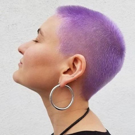 Purple Buzzcut, Pixie Haircut Color, Shaved Pixie Cut, Pixie Cut Hairstyles, Buzz Cut Women, Purple Pixie, Bridesmaid Hair Comb, Dark Blonde Hair Color, Buzzed Hair