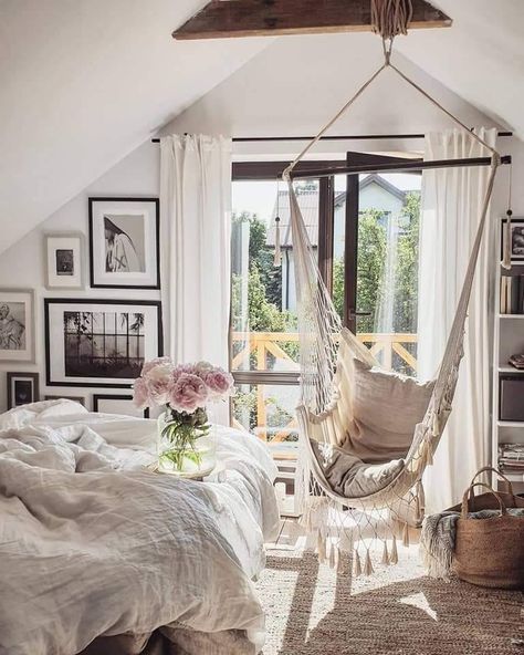 Fannyromantic Room Hammock, Teen Bedroom Decor, Hammock Chair, Room Decor Bedroom Teenage, Cute Room Decor, Cozy Room, Room Ideas Bedroom, Dream Rooms, Aesthetic Bedroom