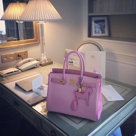 Pink Sakura and Confetti Birkin w/horse charm....GHW.... Pink Birkin Outfit, Pink Birkin, Hermes Wishlist, Fancy Purses, Pink Sakura, Luxury Bags Collection, Colorful Handbags, Bag Aesthetic, Girly Bags