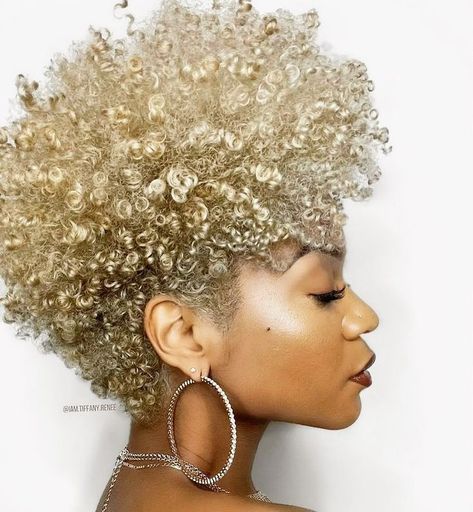 Pin on My Style! Natural Haircuts For Black Women, Natural Haircuts, Curly Natural Hair, Short Natural Haircuts, Cabello Afro Natural, Short Natural Curly Hair, Haircuts For Black Women, Tapered Natural Hair, Natural Hair Cuts