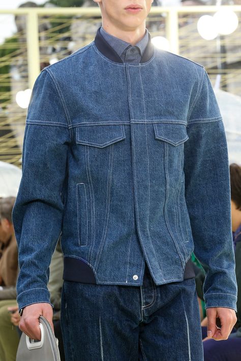 Kenzo Mens Jean Jacket, Denim Jacket For Men, Mens Denim Jacket, Menswear Details, Denim Men, Kayla Itsines, Denim Inspiration, Denim Projects, Denim Ideas