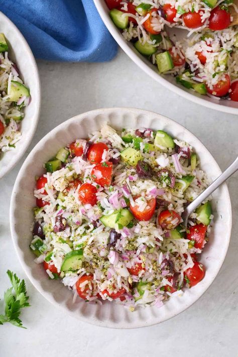 Mediterranean Rice Salad - Feel Good Foodie Mediterranean Rice Salad, Rice Salad Cold, Use Leftover Rice, Mediterranean Rice, What Is Turmeric, Feel Good Foodie, Rice Salad Recipes, Grilled Chicken Tenders, Farro Salad