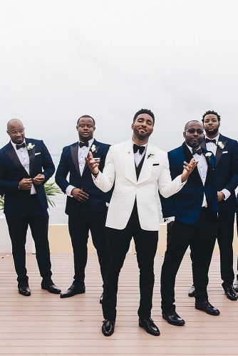 Blue And Black Groom Suit, Dark Blue And Black Wedding Theme, Dark Blue Groomsmen Suits, Dark Blue Groomsmen, Dark Blue Wedding Suit, Navy Blue And White Suit, Navy Blue Groomsmen, Blue Groomsmen Suits, Groom Blue Suit