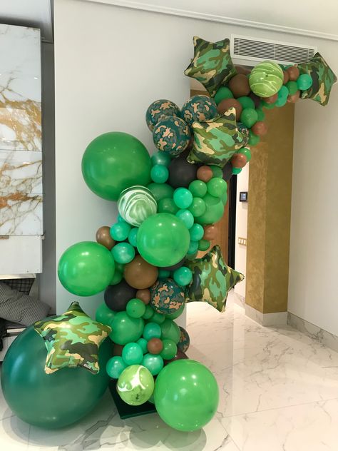 Call Of Duty Balloon Garland, Camouflage Balloon Garland, Army Balloon Arch, Camo Balloon Arch, Camo Balloons, Camo Birthday Decorations, Halo Birthday Parties, Army Party Decorations, Camouflage Birthday Party