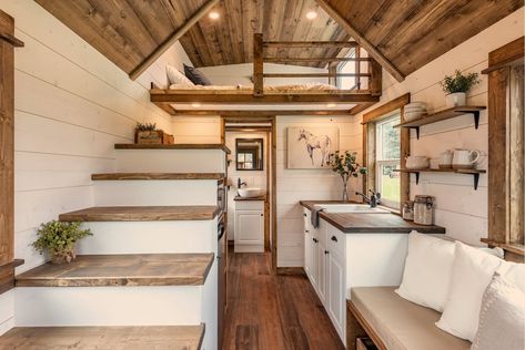 The Bright and Airy 350-sqft "Seagrass Cottage" Tiny House on Wheels - Dream Big Live Tiny Co. Built In Couch, Diy Tiny House, Tiny House Movement, Tiny Spaces, Tiny House Interior, Tiny Houses For Sale, Tiny House Cabin, Diy Interior, Tiny House Living