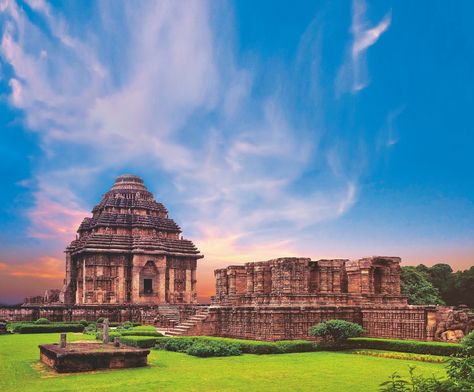 The Sun Temple in Konark, Odisha, is a magnificent temple dedicated to the sun god, Surya. Designed in the shape of a colossal chariot #suntemple #suntempleKonark #temple # Surya. Designed #suntempleodisha #tou #toursim #travel #tourpackage #Travejar #TravejarTour #TravelTravejar #TravelWithTraveja #TravejarPackag Sun Temple, Chibi Coloring Pages, Urban Landscape Design, Social Projects, Financial Times, Global Business, Travel Tours, Tour Packages, Holiday Destinations