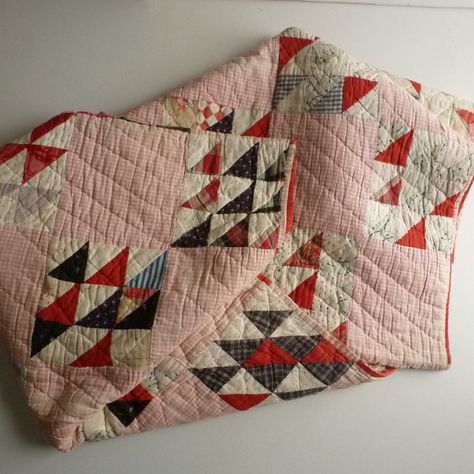 Reproduction Quilts, Feedsack Quilt, Triangle Quilts, Vintage Quilts Antiques, Half Square Triangle Quilts, Cozy Quilts, Pink Quilts, Make Do, Old Quilts