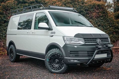 Volkswagen Multivan T6, Vw T5 Campervan, Vw Transporter Camper, Vw California Beach, Vw Camper Conversions, Beach Camper, 4x4 Camper Van, T6 California, Campervan Ideas