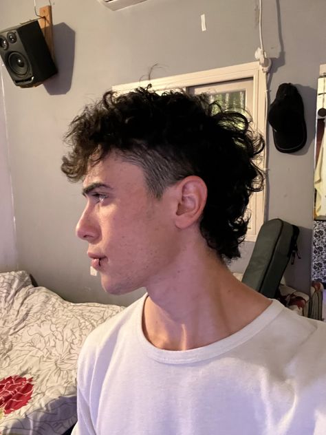 Male Manipulator, Photography Reference, Transition Goals, Mens Haircuts, Men Hairstyles, Haircuts Short, Gym Inspiration, Curly Hair Men, Curly Hairstyle