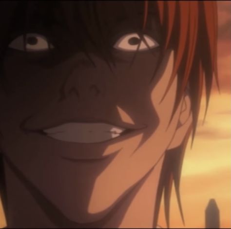 Light Yagami Evil Laugh, Light Yagami Evil, Light Yamagi, Deaf Note, Light Laughing, Manipulative Men, Yagami Light, Light Yagami, Reaction Pictures