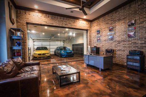 The Witte family spent $30,000 to build a show garage in their home in Granbury,... Mobil Design, Casa Garage, Plan Garage, Man Garage, Garage Design Interior, Luxury Car Garage, Garage Loft, Cool Garages, Ultimate Garage