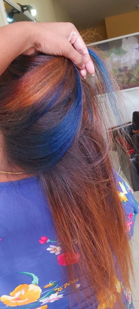 Blue & copper for brown hair💙🧡 Auburn Hair With Blue Highlights, Blue And Ginger Hair, Copper And Blue Hair, Ginger And Blue Hair, Blue Natural Hair, Midnight Blue Hair, Blue Hair Highlights, Navy Blue Hair, Dark Blue Hair