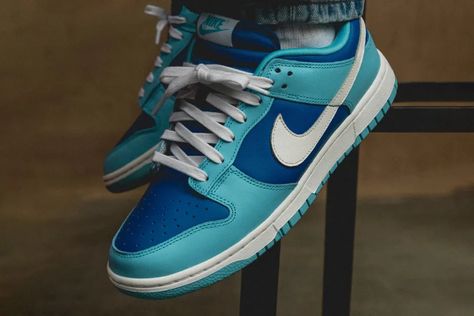 The Nike Dunk Low ‘Argon’ is arriving in the United States very soon! Find all the relevant release details and images here. Low Dunk Nike, Dunk Low Argon, Nike Lettering, Air Force 1 Outfit, Nike Jordan Retro, Dunks Nike, Blue Sneakers, Best Sneakers, Nike Dunk Low