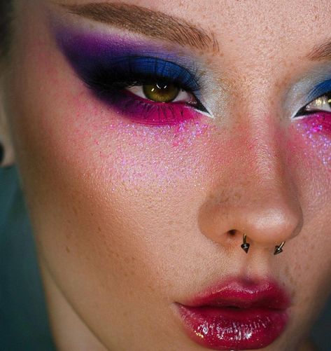 Colorful Punk Makeup, Bi Eye Makeup, Alt Pride Makeup, Bisexual Eye Makeup, Bi Eyeshadow, Bisexual Eyeshadow, Bisexual Flag Makeup, Goth Pride Makeup, Bi Flag Makeup