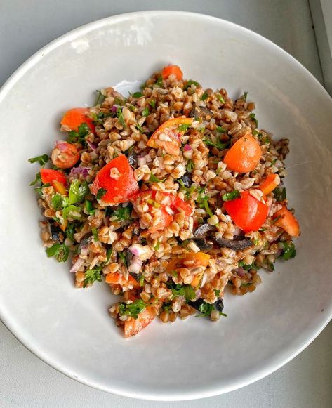 Buckwheat salad Best Vegan Salads, Buckwheat Salad, Cauliflower Potatoes, Salad Inspiration, Buckwheat Groats, Roasted Fennel, Lentil Salad, Chickpea Salad, Vegan Salad