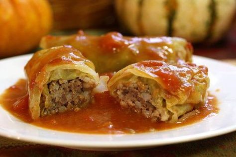 GRANDMA'S SLOW COOKER RECIPES: SLOW COOKER CABBAGE ROLLS WITH V8 JUICE Best Cabbage Rolls Recipe, Slow Cooker Cabbage, Slow Cooker Cabbage Rolls, V8 Juice, Crock Pot Cabbage, Stuffed Cabbage Rolls, Cabbage Rolls Recipe, Stuffed Cabbage, Cooked Cabbage