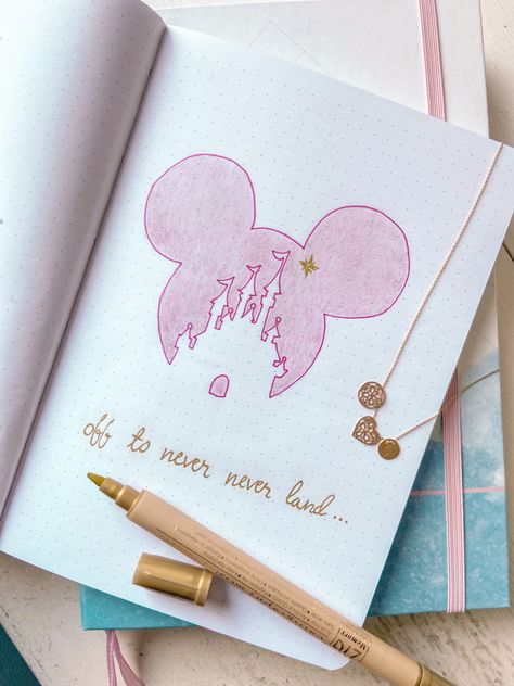 Drawing Disney Ideas, Disneyland Journal Ideas, Disney Journal Pages, Disneyland Travel Journal, Disney Journal Ideas, Disneyland Drawings, Journal Sketches Aesthetic, Disney Castle Painting, Disneyland Doodles