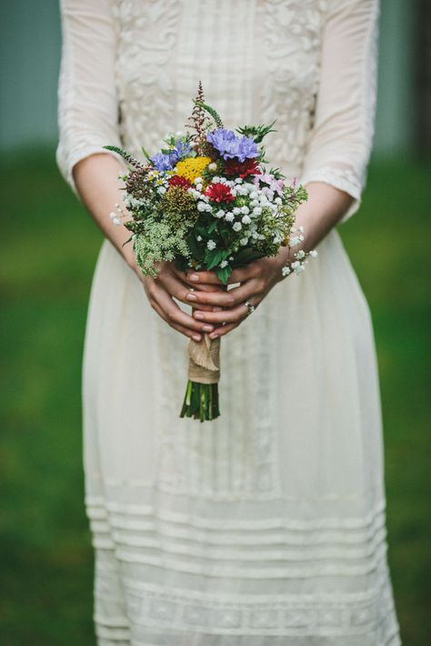 Alice Temperley Dress, Temperley Dress, Cowboy Suit, Gram Parsons, Simple Wedding Bouquets, Wildflower Wedding Bouquet, Church Wedding Flowers, Bouquet Dress, Show Dress