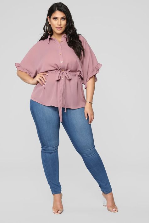 Jeans For Apple Shaped Women, Outfits Ideas For Plus Size, Apple Shaped Body, Spring Outfits Ideas, Big Size Fashion, Plus Size Tips, Apple Shaped, Big Girl Fashion, Beltane