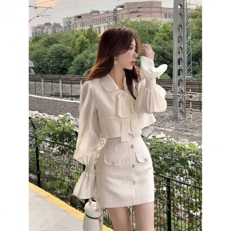 Trendy Tweed Suit Elegant Socialite Style Lightweight Spring Skirt 2-piece Set Women's Sweet Spicy Prep Skirt Outfit, Beautiful Korean Dress, French Aesthetic Clothes, Formal Kpop Outfits, Pretty Korean Outfits, Aesthetic Clothes Coquette, Kpop Ideas Outfit, Korean Elegant Style, Korean Rich Girl Outfit