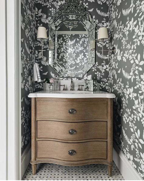 Furniture Vanity Powder Room, Powder Room Vanities Ideas, Small Powder Room Vanities, Vintage Powder Room Ideas, Traditional Powder Bathroom, Fancy Powder Room, Half Bath Vanity Ideas, Timeless Powder Room, Christmas Bathroom Decor Small Spaces