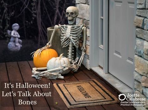 It’s Halloween! Let’s Talk About Bones Jar Decoration Ideas, Black Ghost, Skull Rock, Funny Logo, Haunted House Decorations, Halloween Door Mat, House Front Door, Front Door Mats, Halloween Decorations Indoor