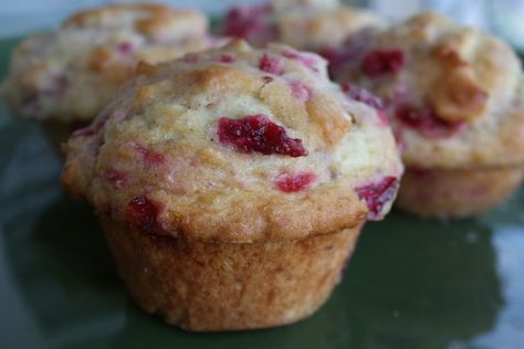 Cranberry Sauce Muffins, Healthyish Recipes, Cranberry Sauce Thanksgiving, Easy Cranberry Sauce, Cranberry Jelly, Cranberry Orange Muffins, Leftover Cranberry Sauce, Orange Muffins, Cranberry Relish