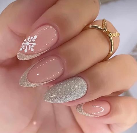 Nail Ideas Tips, Glitter Fade Nails, Acrylic Nail Ideas, Posh Nails, Horror Nails, Witchy Nails, Gel Nail Art Designs, Pink Ombre Nails, Christmas Gel Nails