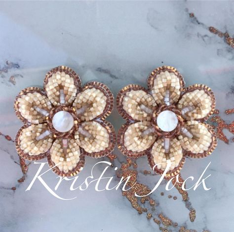 Kristin Jock (@stinskiii) on Instagram. #raisedbeadwork #beadwork #florals #flowers #mohawk #iroquois #akwesasne Raised Beadwork, Sewing Things, Beadwork Designs, Beaded Jewlery, Native American Beadwork, Child Photography, Bead Work Jewelry, Work Jewelry, Earring Patterns