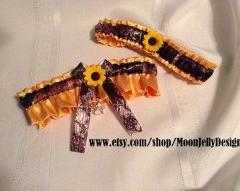 Sunflower Garter, Country Camo Wedding, Rustic Sunflower Wedding, Groom Gifts, Camo Wedding, Camp Wedding, Bride And Groom Gifts, Garter Set, Sunflower Wedding