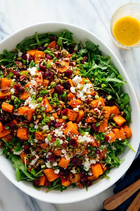 Hearty Sweet Potato, Arugula Sweet Potato Arugula, Giant Salad, Salad With Ginger Dressing, Wild Rice Salad Recipe, Rice Salad Recipes, Sweet Potato Salad, Wild Rice Salad, Resep Salad, Ginger Dressing