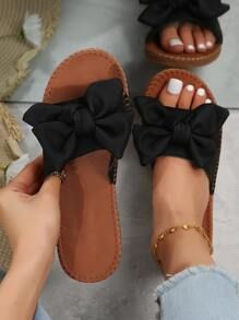 Black Slippers Flats, Stylish Flat Shoes, Women Casual Flats, Women Flat Sandals, Summer Sandals Flat, Wide Fit Sandals, Elegant Flats, Comfy Flats, Black Slippers