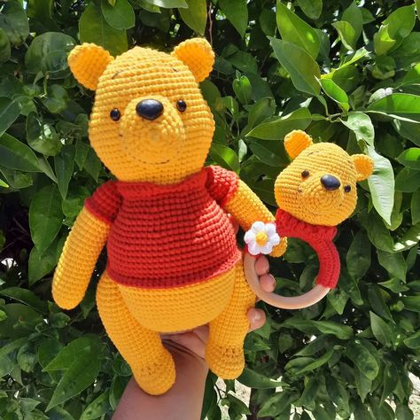 Toy Winnie the Pooh Amigurumi Free Pattern - Amigurumi Winnie The Pooh Amigurumi, Disney Crochet Patterns, Crochet Costumes, Bear Patterns Free, Baby Crochet Patterns Free, Crochet Disney, Crochet Baby Toys, Crochet Animals Free Patterns, Crochet Design Pattern