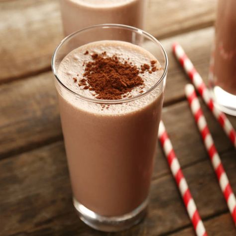 Bournvita Milkshake Healthy Snacks To Make, Shake Diet, Healthy Vegan Breakfast, Best Protein Powder, Smoothie Packs, Chocolate Shake, Chocolate Delight, Healthy Pizza, Snacks To Make