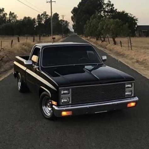 Chevy Trucks Accessories, 87 Chevy Truck, Slammed Trucks, Chevy Stepside, Lowrider Trucks, Dropped Trucks, Black Truck, Chevrolet Truck, C10 Chevy Truck