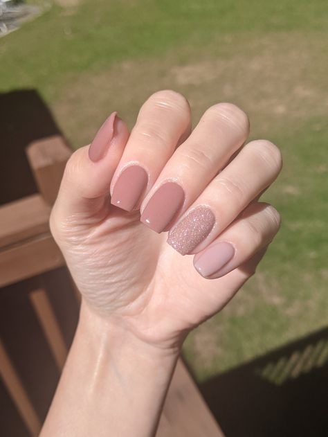 Elegant Touch Nails, Unghie Nail Art, Hello Nails, Subtle Nails, Beauty Nails Design, Simple Gel Nails, Minimal Nails, Work Nails, Casual Nails