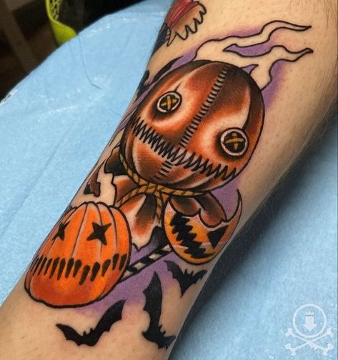 Rad Sam from Trick 'r Treat tattooed by David Carreras. #12ozstudios #team12oz #tattoo #tattoos #tattooed #tattooing #tattooism #tattooart #tattooartist #tattooer #tattooist #art #artstudio #tattooshop #tattoostudio #ink #inked #trickrtreat #sam #horror #horrortattoo #halloween #halloweentattoo #colortattoos Sam Trick R Treat Tattoo, Trick R Treat Tattoo, Trick Or Treat Sam, Body Jewerly, Sam Trick R Treat, Halloween Room, Horror Villains, Trick R Treat, Horror Tattoo